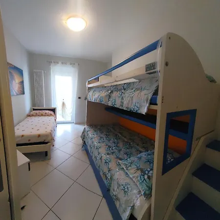Residenza Adriatica 3 Apartament *