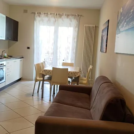 Residenza Adriatica 3 شقة